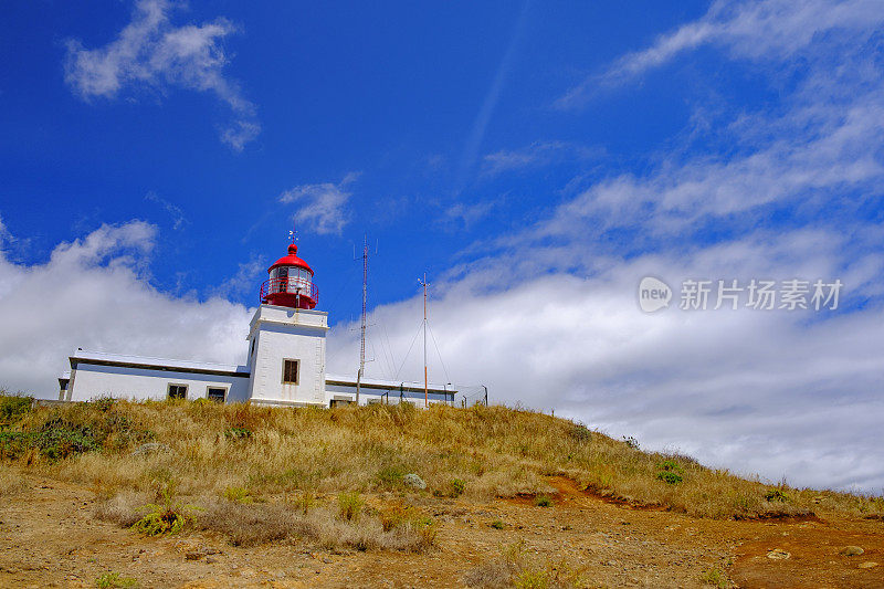 Ponta do Pargo灯塔位于马德拉岛西侧